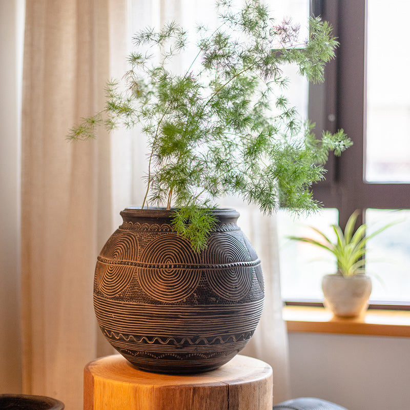 African Art Cement Flower Pot