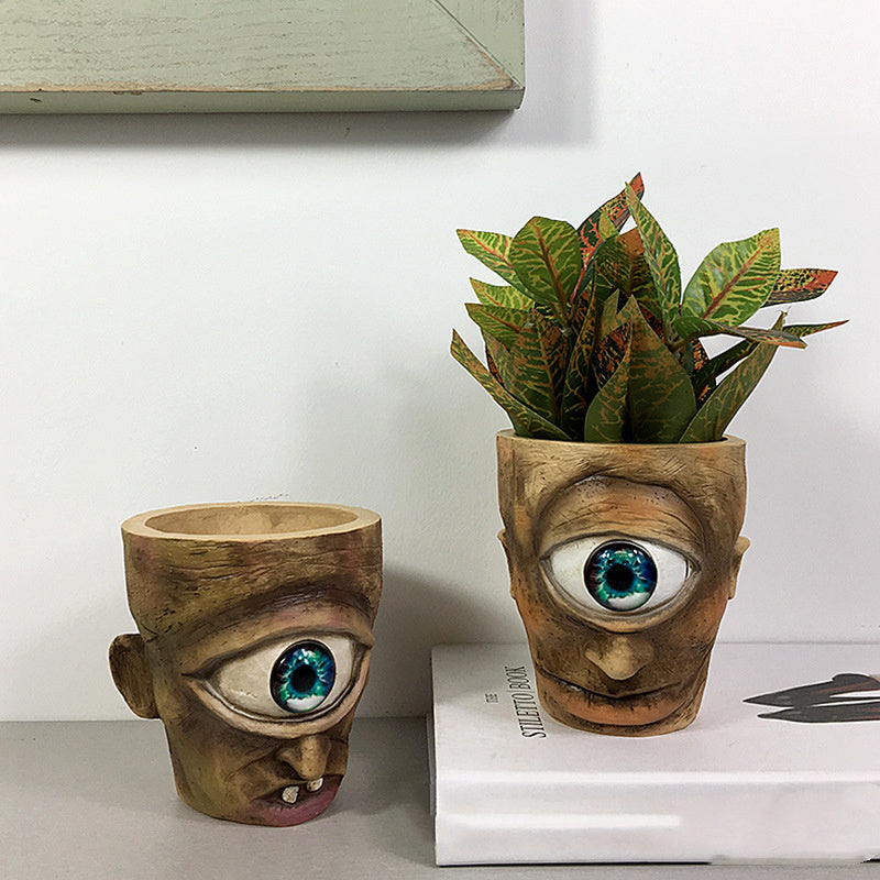 Cyclops Flower Pot